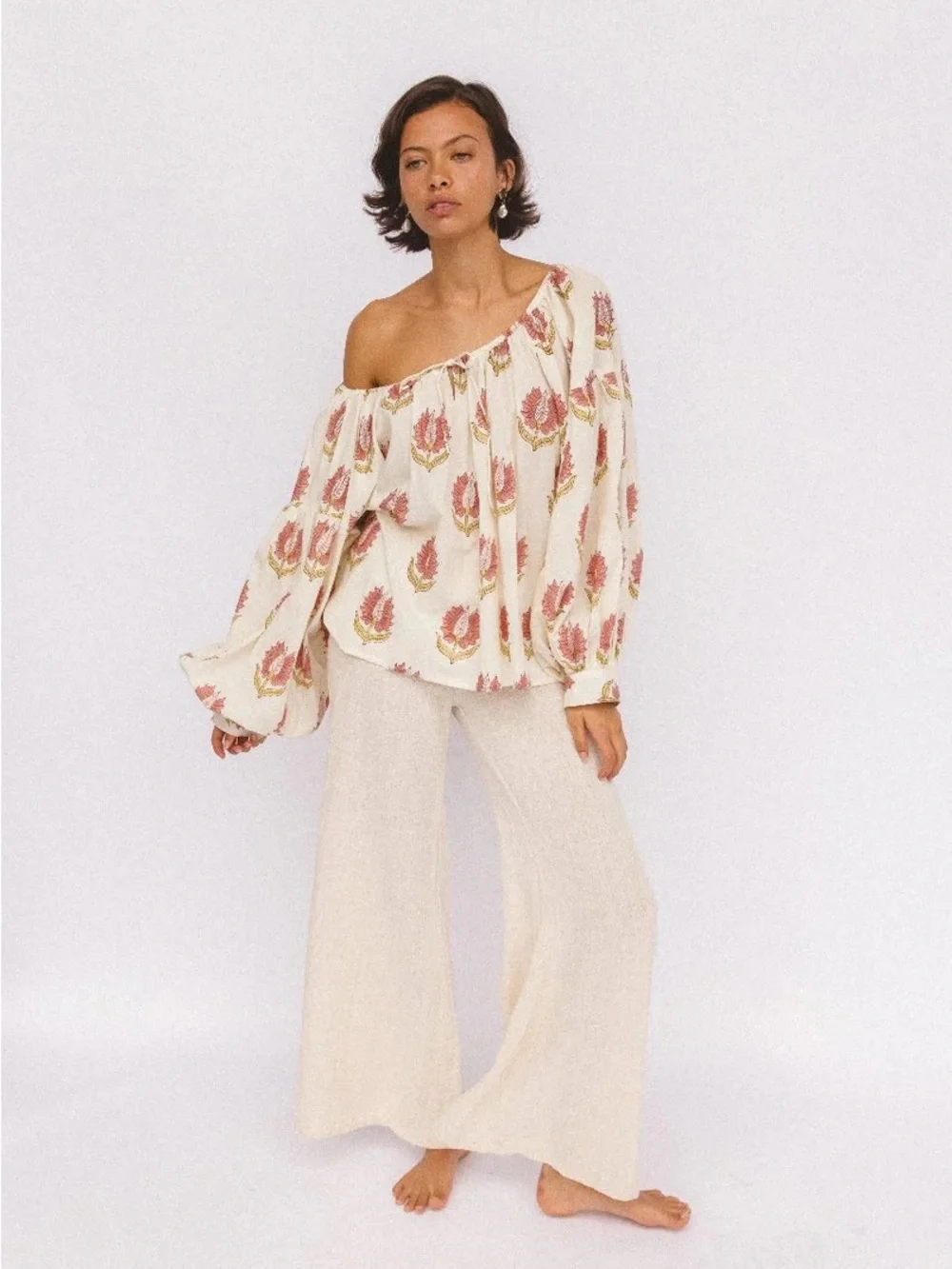 Daughters of India ria blouse strawberry cream new boho flowy top medium - Picture 2 of 6